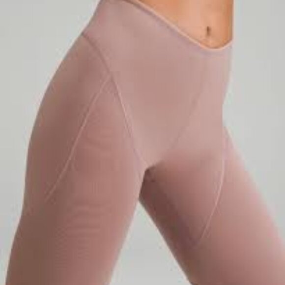 LULULEMON LAB spring 2023 "Terra Cosmos" collection leggings - Picture 8 of 8